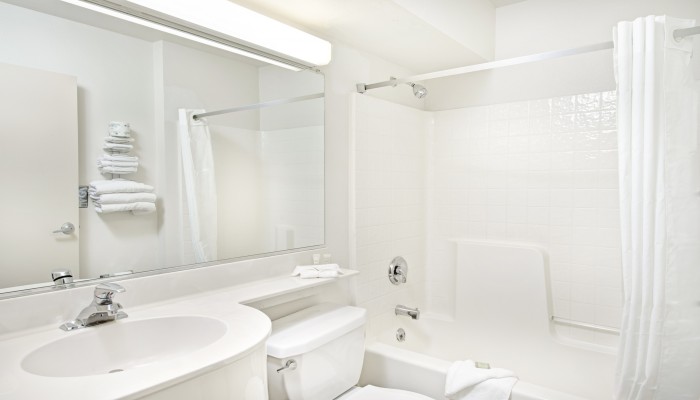 Welcome To SureStay by Best Western Sacramento South Natomas - Standard Private Bathroom